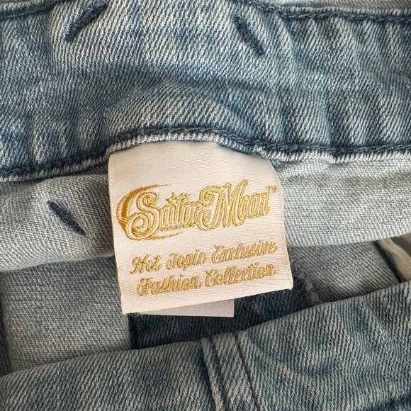 Sailor Moon denim overalls Hot Topic Exclusive - Picture 8 of 8